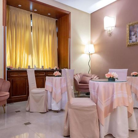 Hotel Suite Ares Napoli Exterior foto