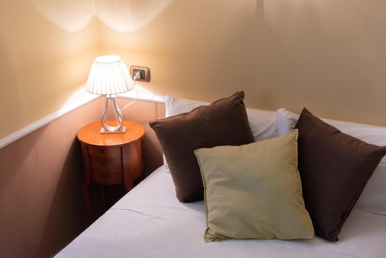 Hotel Suite Ares Napoli Exterior foto