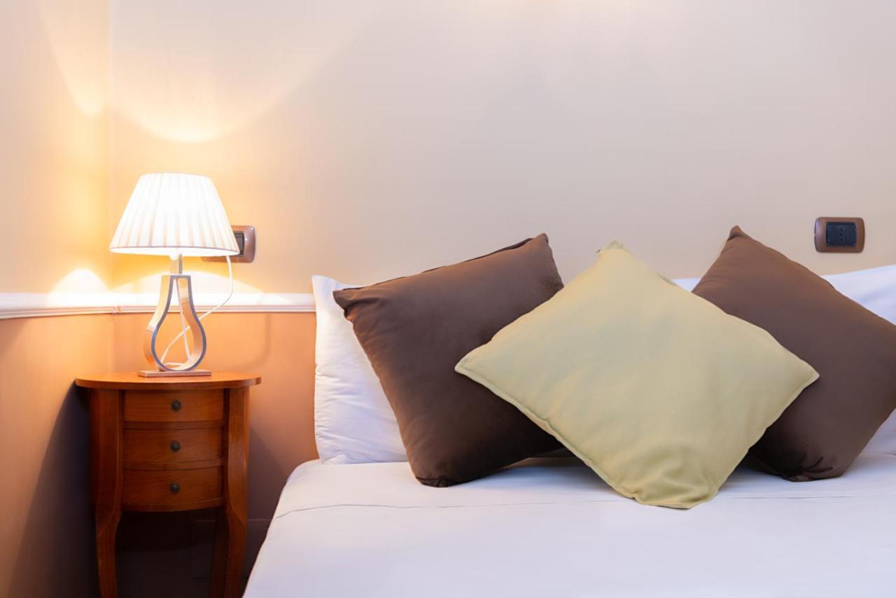 Hotel Suite Ares Napoli Exterior foto