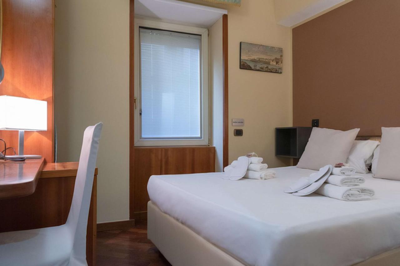 Hotel Suite Ares Napoli Exterior foto