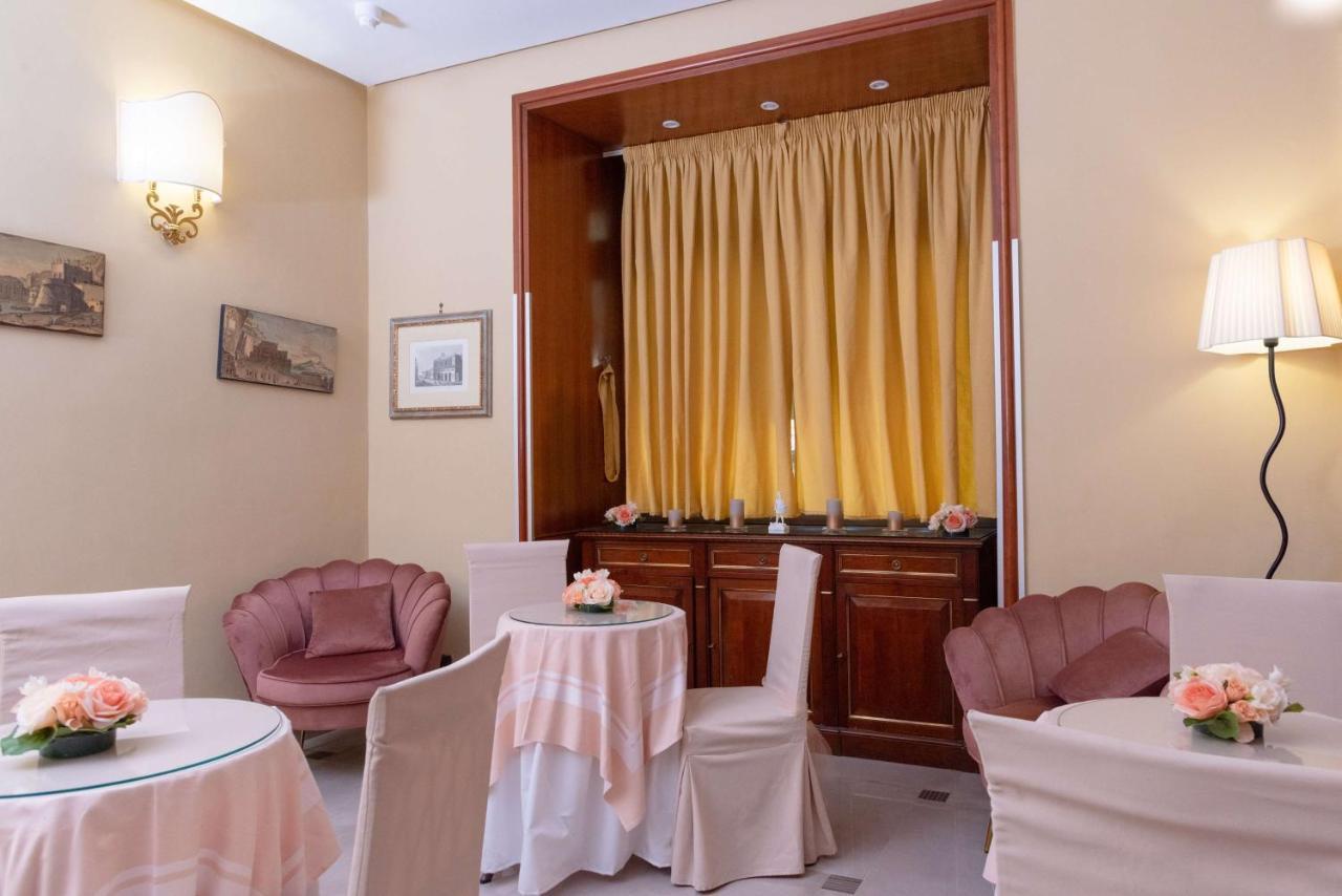 Hotel Suite Ares Napoli Exterior foto